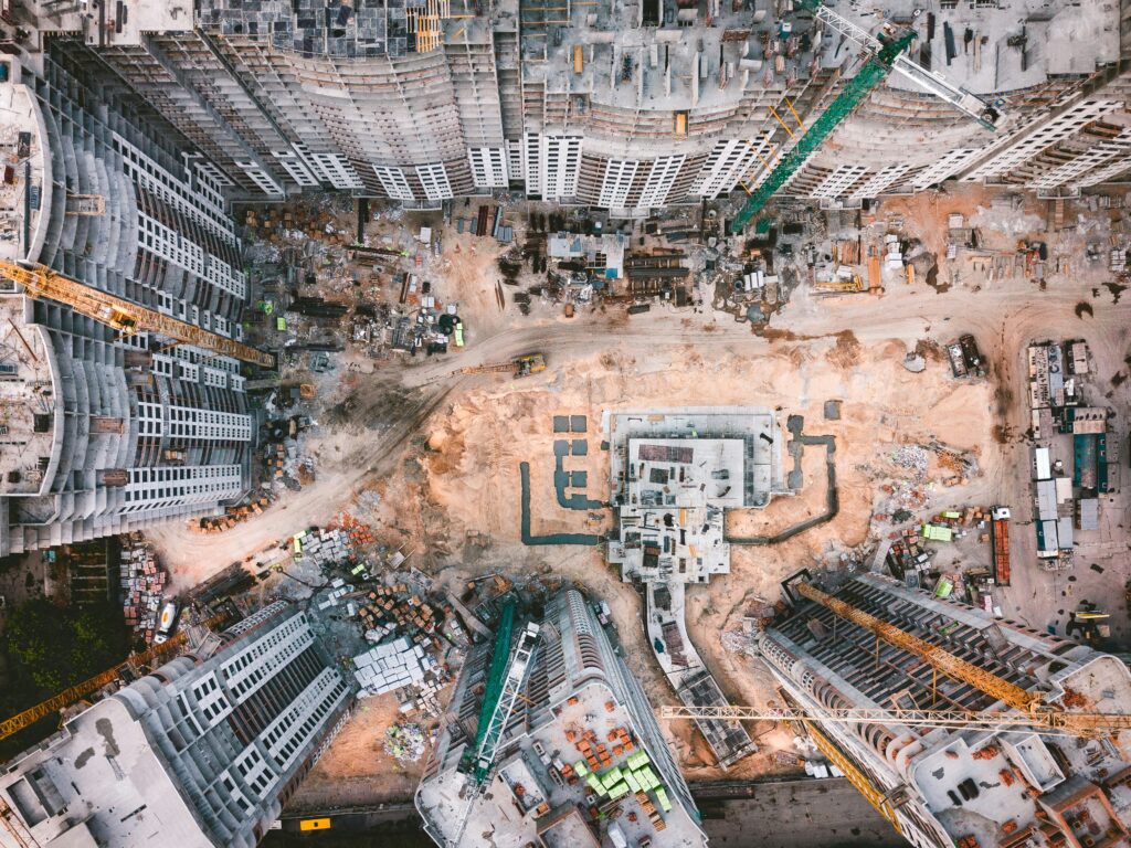 Birds eye view of a multi-site construction high rise project